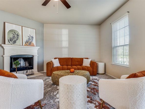 322  Tribute Road , Lancaster Texas 75146