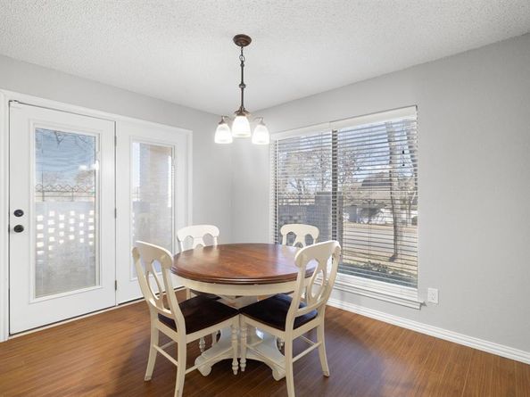 801  Timberview Court S, Fort Worth Texas 76112