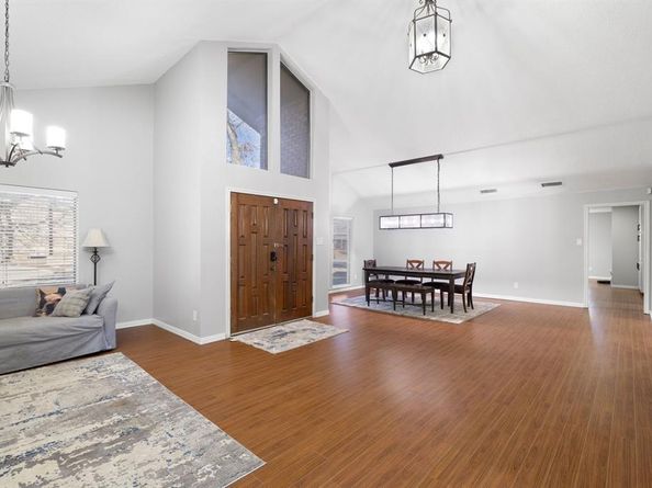 801  Timberview Court S, Fort Worth Texas 76112