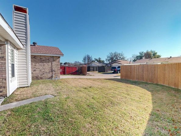 626  Kingston Place , Garland Texas 75043