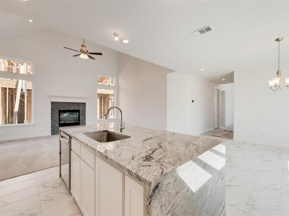 12711  Pine Ridge Trail , Rowlett Texas 75089