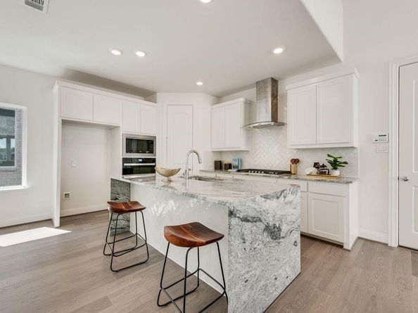 12711  Pine Ridge Trail , Rowlett Texas 75089