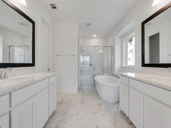 12711  Pine Ridge Trail , Rowlett Texas 75089