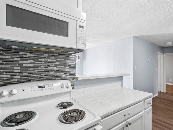111 E Rogers  , Arlington Texas 76011