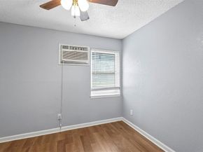 111 E Rogers  , Arlington Texas 76011