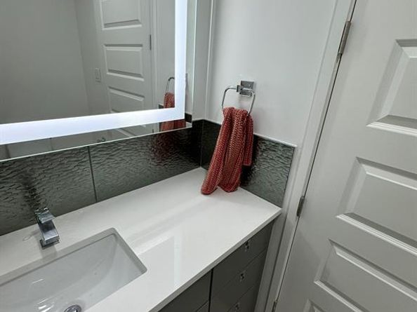 3415  Chihuahua Avenue , Dallas Texas 75212