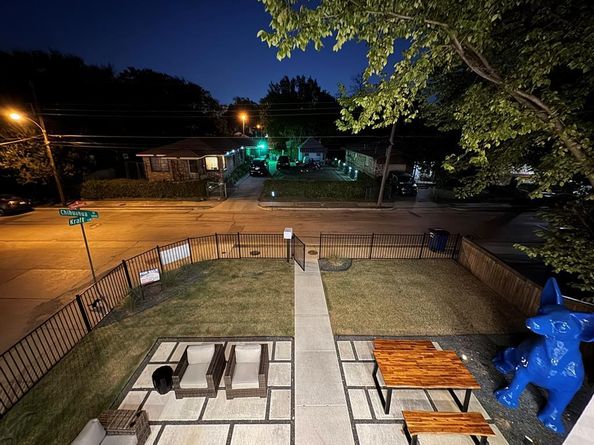 3415  Chihuahua Avenue , Dallas Texas 75212