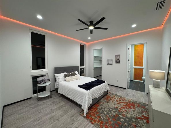 3415  Chihuahua Avenue , Dallas Texas 75212