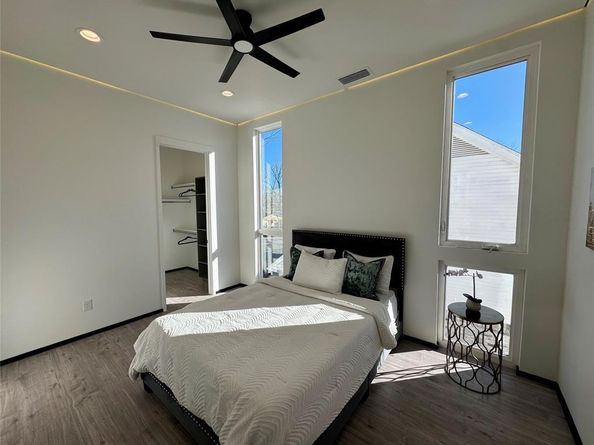 3415  Chihuahua Avenue , Dallas Texas 75212