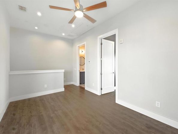 3200  Ross Avenue  1, Dallas Texas 75204