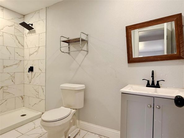 1508 E Cantey Street , Fort Worth Texas 76104
