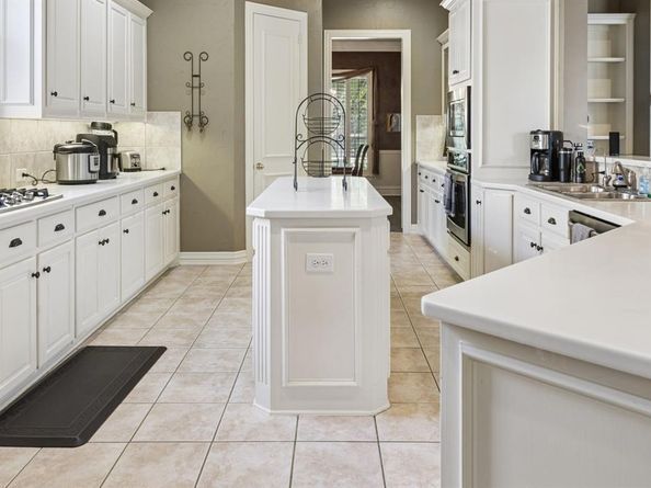 2312  Scenic Drive , Plano Texas 75025