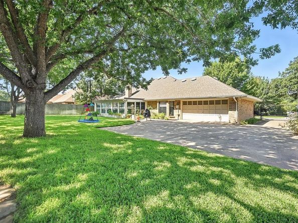 7413  Lemonwood Lane , Fort Worth Texas 76133
