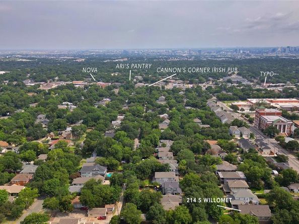 214 S Willomet Avenue , Dallas Texas 75208