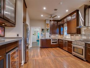 214 S Willomet Avenue , Dallas Texas 75208