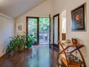 214 S Willomet Avenue , Dallas Texas 75208