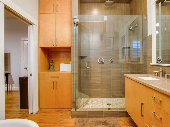 214 S Willomet Avenue , Dallas Texas 75208