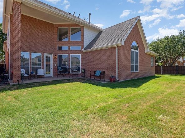 9201  Royal Burgess Drive , Rowlett Texas 75089