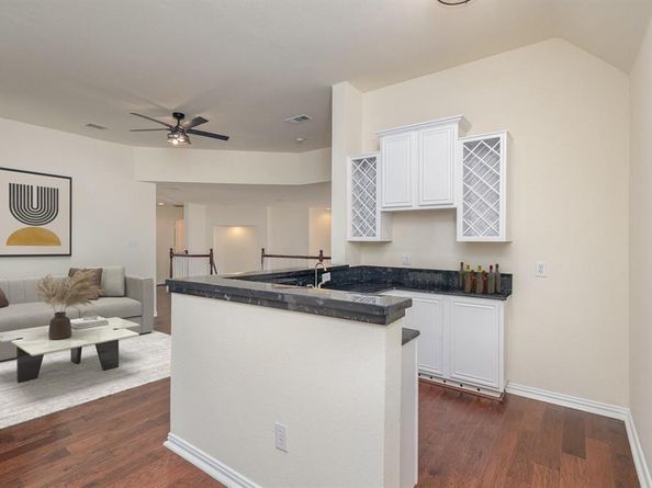 9201  Royal Burgess Drive , Rowlett Texas 75089