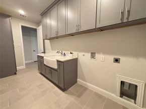 8137  Maybury  , The Colony Texas 75056