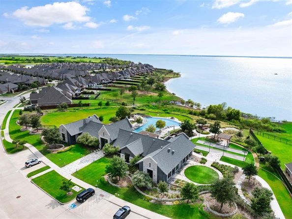 8137  Maybury  , The Colony Texas 75056