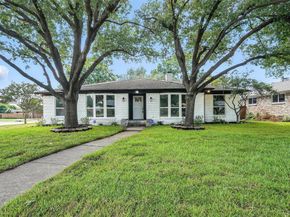 4303  Blackheath Road , Dallas Texas 75227