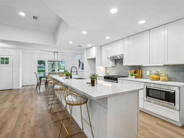 4303  Blackheath Road , Dallas Texas 75227