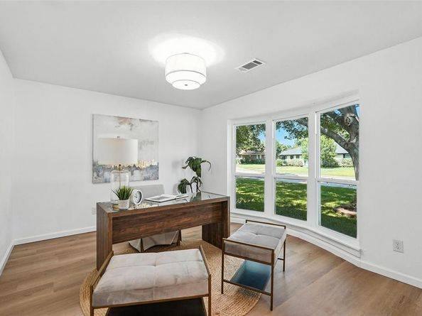 4303  Blackheath Road , Dallas Texas 75227