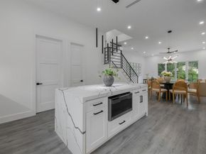 1919  Pollard Street , Dallas Texas 75208