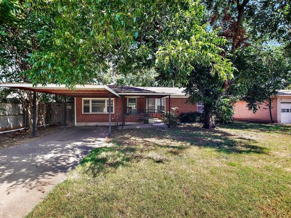 1004  Westway Street , Denton Texas 76201