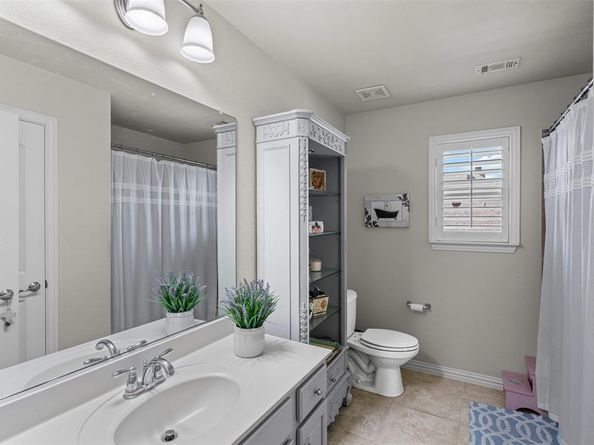 11925  Joplin Lane , Fort Worth Texas 76108