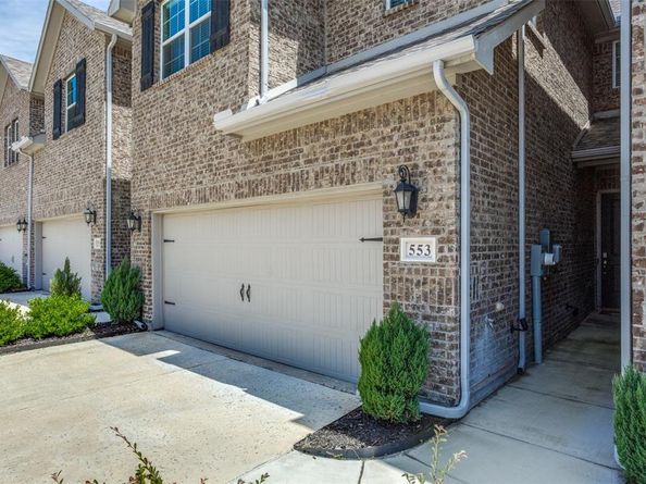 553  Hutchinson Lane , Lewisville Texas 75077