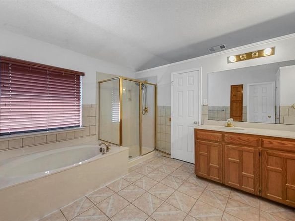 2305  Buckeye Drive , Mesquite Texas 75181