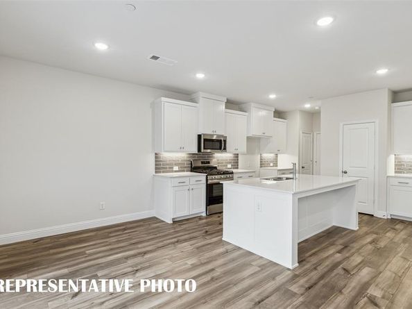 2624  Rolling Meadow Road , Celina Texas 75009