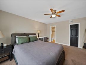 2722  Knight Street  407B, Dallas Texas 75219