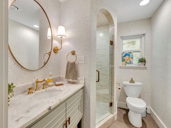 9715  Forestridge Circle , Dallas Texas 75238
