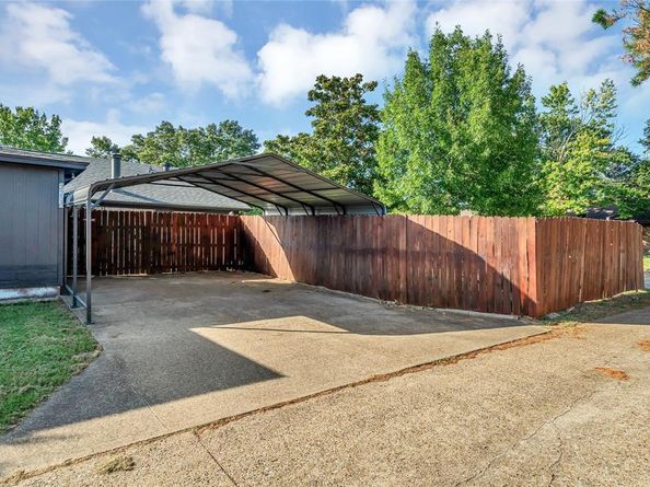 2201  Ember Lee Drive , Garland Texas 75040
