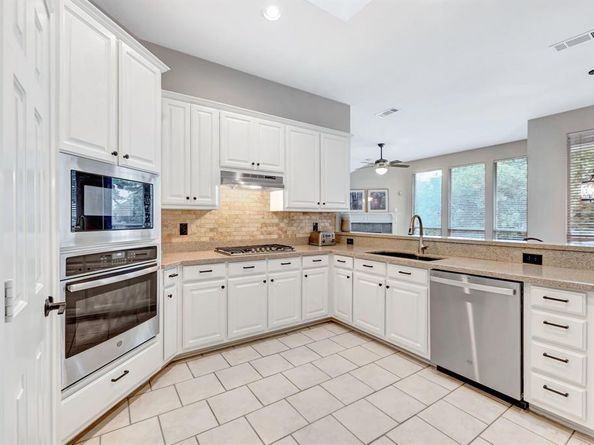 6311  Branch Hollow Lane , Arlington Texas 76001