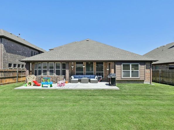 812  Marion Farm Road , Little Elm Texas 75068