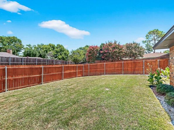 1455  Cheyenne Road , Lewisville Texas 75077
