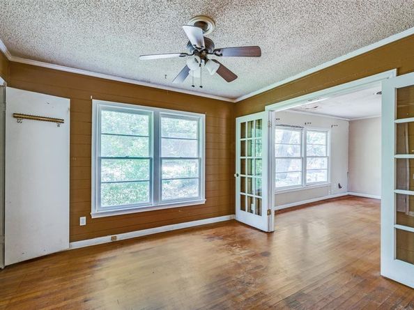 5104  Malinda Lane S, Fort Worth Texas 76112