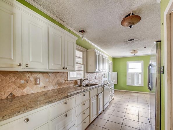 5104  Malinda Lane S, Fort Worth Texas 76112