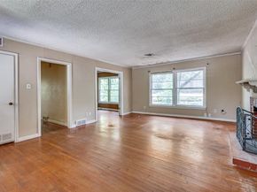 5104  Malinda Lane S, Fort Worth Texas 76112