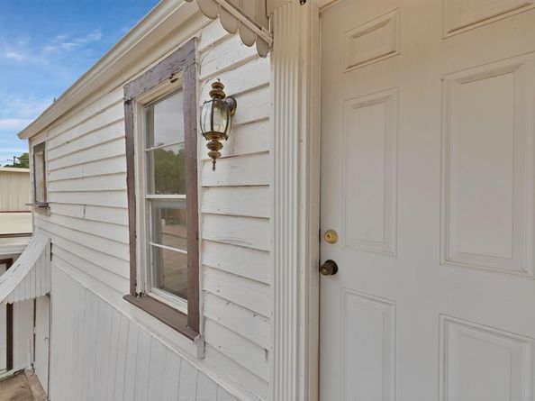 2529  Honeysuckle Avenue , Fort Worth Texas 76111