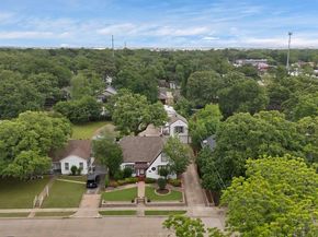 2529  Honeysuckle Avenue , Fort Worth Texas 76111