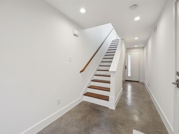 4980  Fuqua Street , Dallas Texas 75206