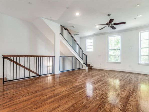 3200  Ross Avenue  15, Dallas Texas 75204