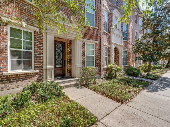 3200  Ross Avenue  15, Dallas Texas 75204