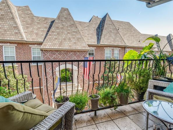 3200  Ross Avenue  15, Dallas Texas 75204