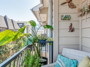 3200  Ross Avenue  15, Dallas Texas 75204